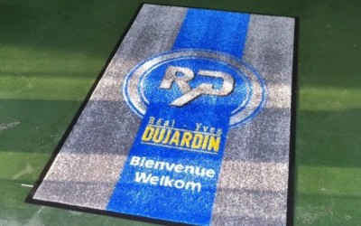 Tapis d’entrée absorbant pour Réal Dujardin, à Mouscron