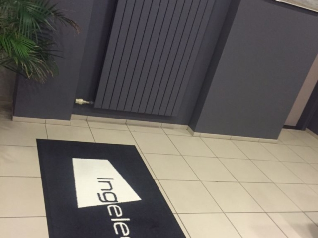 Tapis personnalisé Mouscron, Labis Ingelec