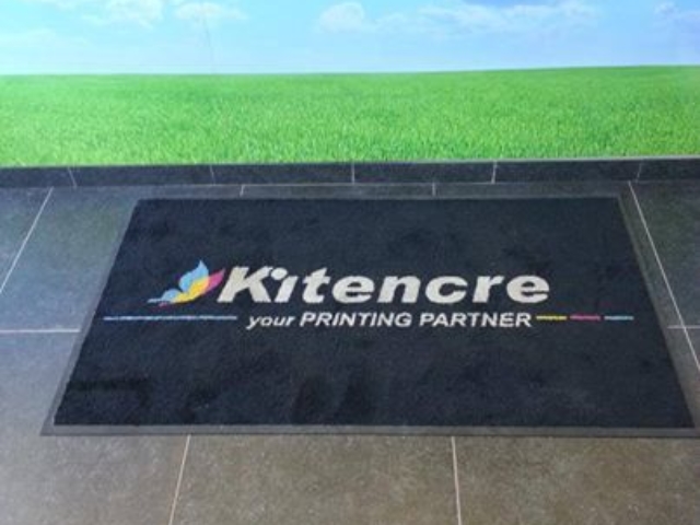 Tapis personnalisé KITENCRE Charleroi